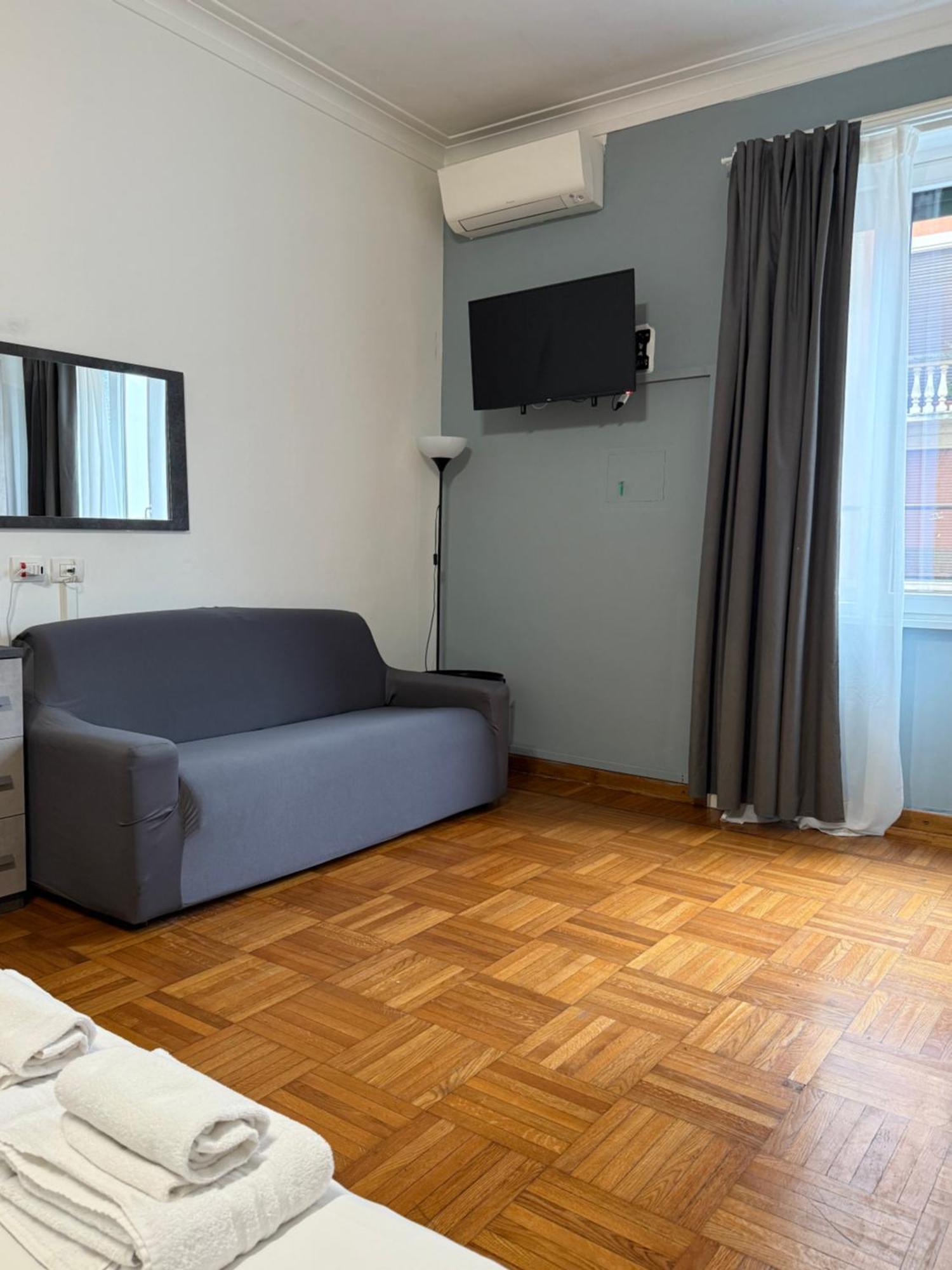 La Dolce Vita - Buenos Aires Milan Bagian luar foto